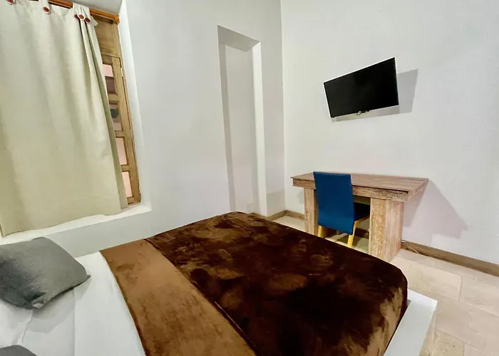 Hotel Cattaleya City